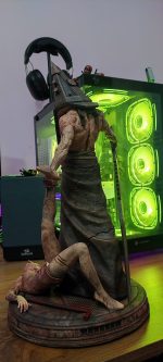اکشن فیگور Pyramid Head - Image 2